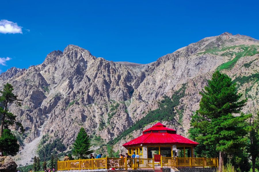 Minimarg Domail & Rainbow Lake