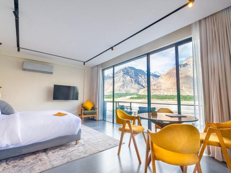 Suite with River View