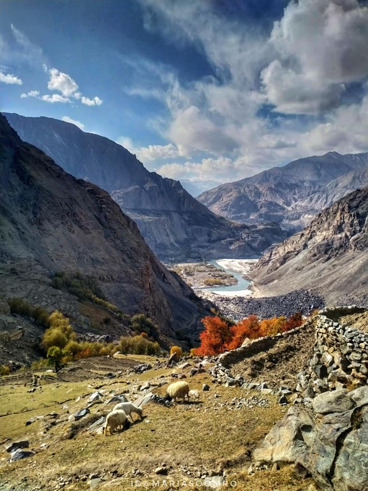 Machulu Cones & Kharfaq Lake (Ghanche)
