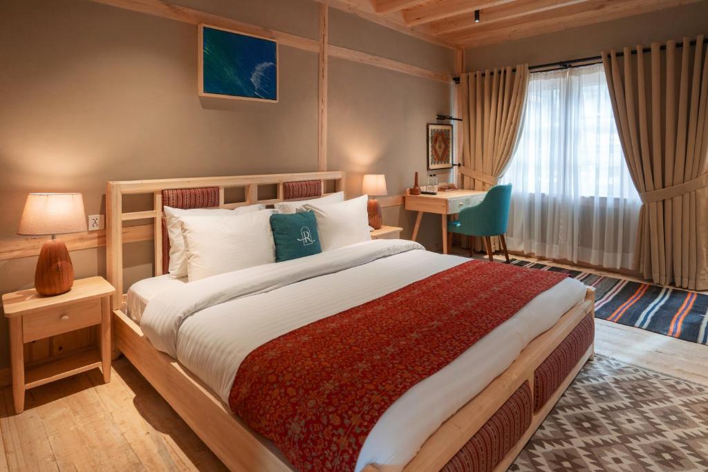 Deluxe Double with Balcony