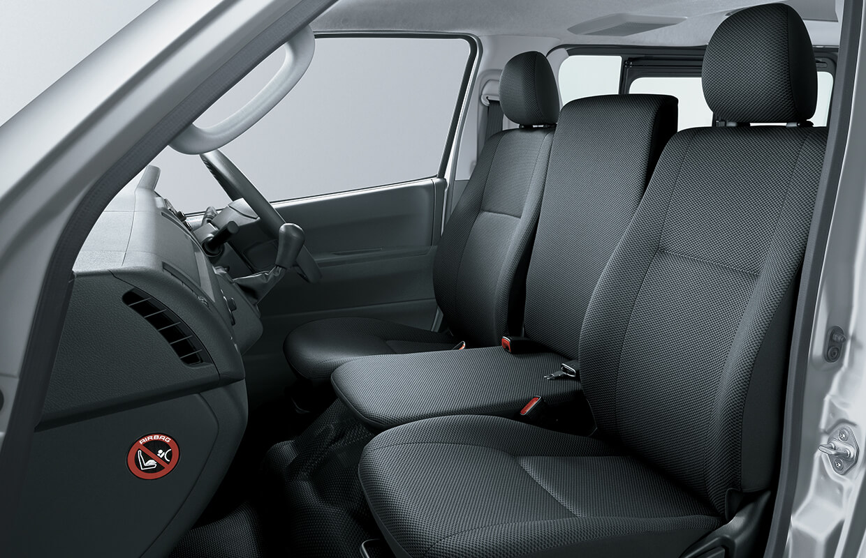 Hiace Grand Cabin